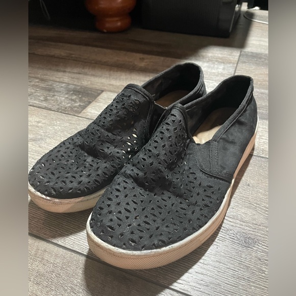 🐮Croft & Barrow black slip on shoes🐮 - Picture 1 of 8